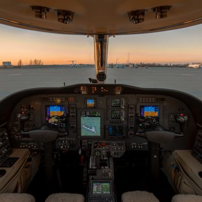 Cockpit des Privatjets von Euro Flight